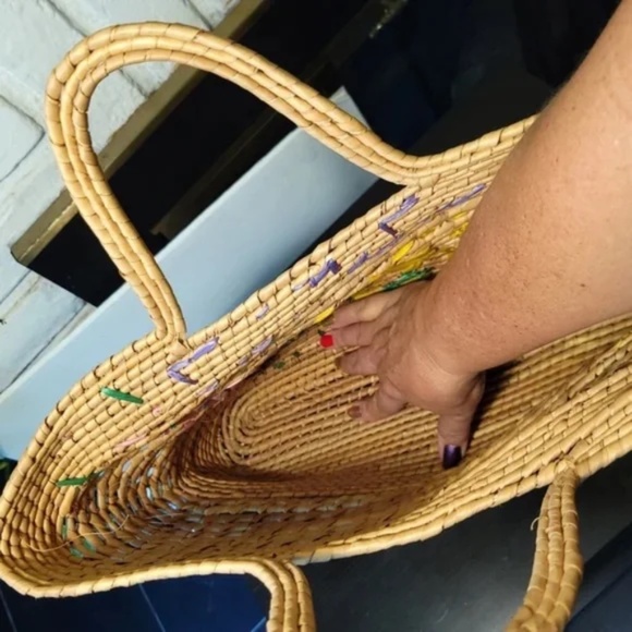 Vintage 60s Woven Raffia Beach Tote - Picture 4 of 8